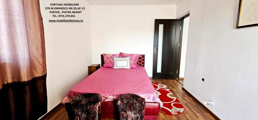 Casă cu 5 camere cu Garaj în Dumbrava Roșie