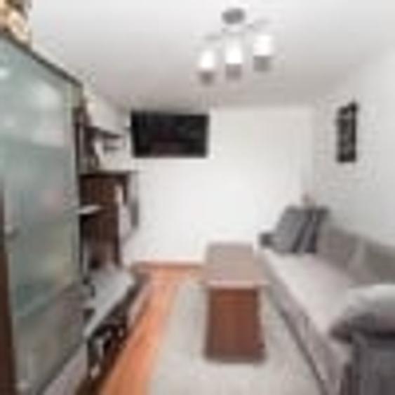Apartament cu 3 camere semidecomandat, mobilat în Ștefănești