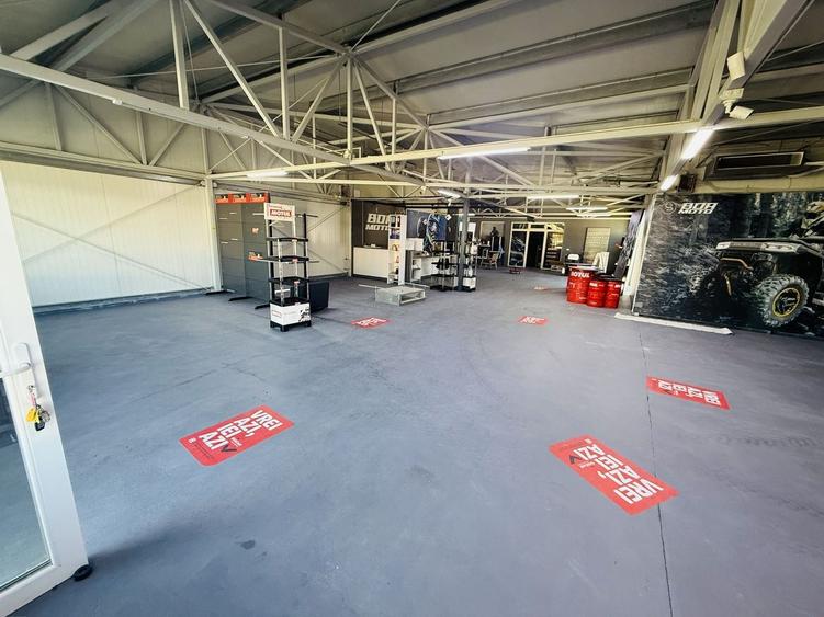 Spațiu comercial, de 234 mp, în Sacoșu Turcesc