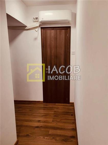 Apartament cu 2 camere decomandat, mobilat în 9 Mai