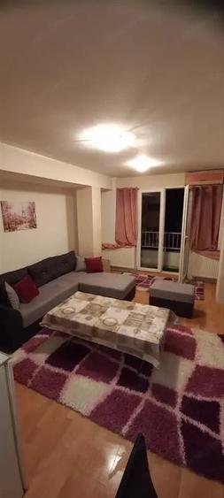 Garsonieră decomandată în Mihai Bravu