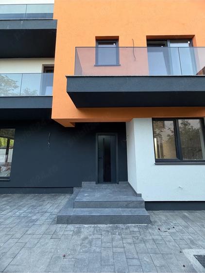 Casă cu 4 camere cu Teren 130 Mp în Străulești