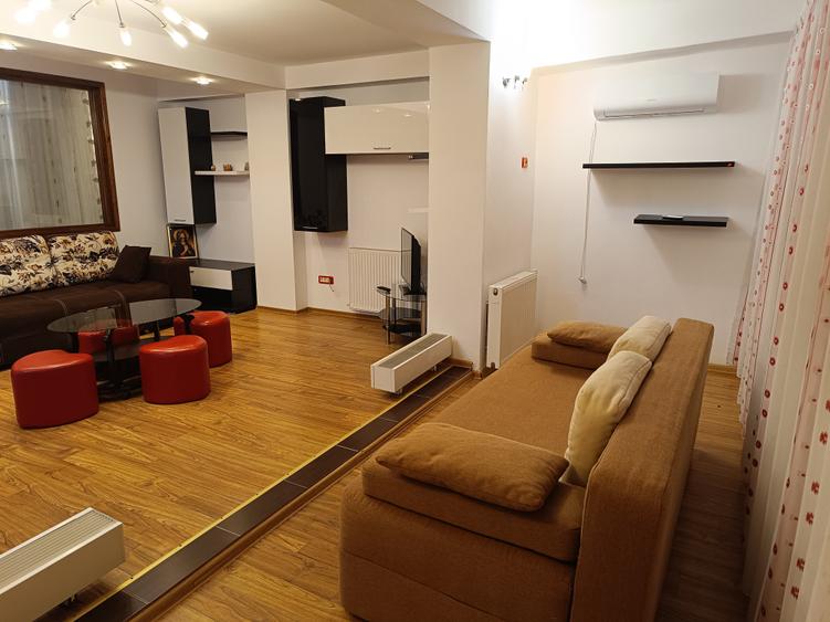 Apartament cu 2 camere semidecomandat în Central