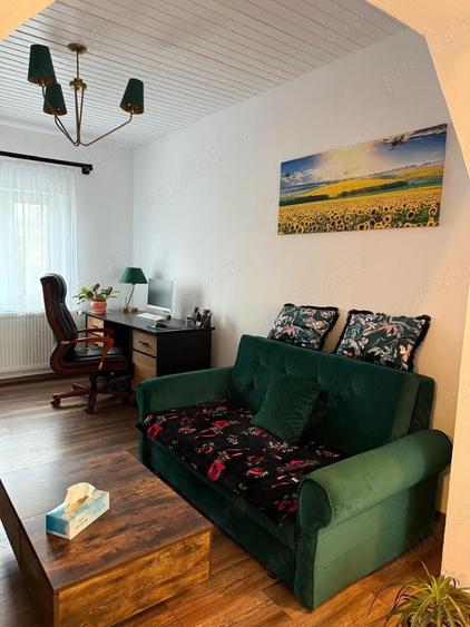 Casă cu 5 camere cu Teren 3885 Mp în Izgar