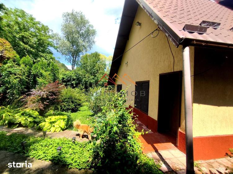 Casă cu 3 camere cu Teren 2195 Mp în Răgman