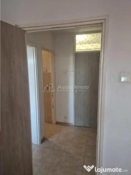 Apartament cu 2 camere decomandat în Cantemir