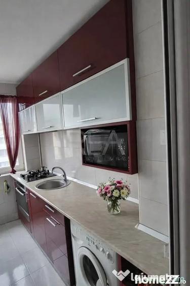 Apartament cu 3 camere semidecomandat în Iancului