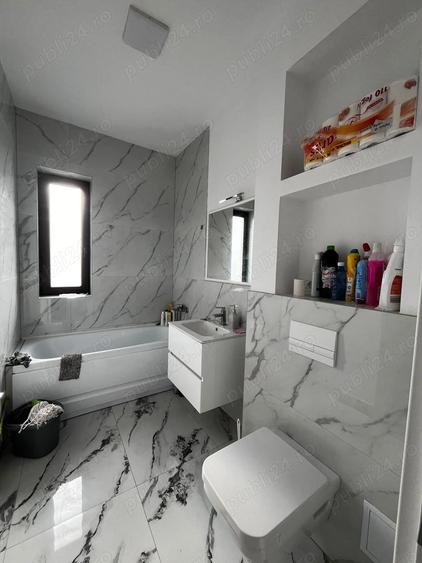 Apartament cu 2 camere decomandat în Giroc