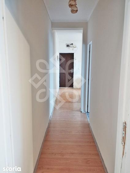 Apartament cu 2 camere decomandat în Rogerius