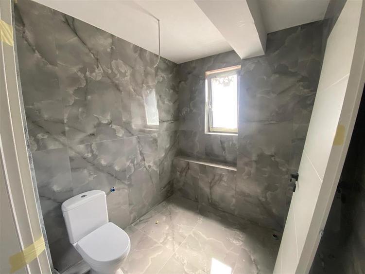 Apartament cu 2 camere semidecomandat în Frumoasa