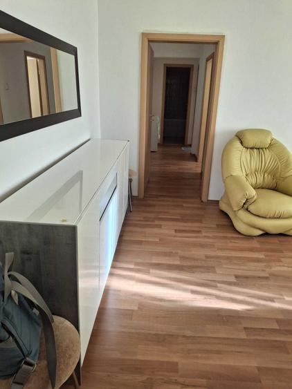 Apartament cu 3 camere semidecomandat în Iosefin
