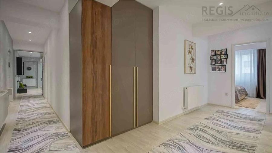 Apartament cu 4 camere în Tractorul