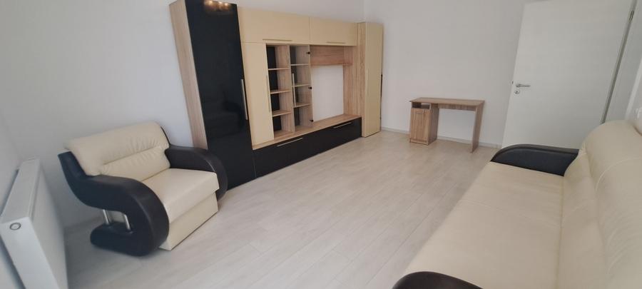 Apartament cu 2 camere decomandat în 13 Decembrie