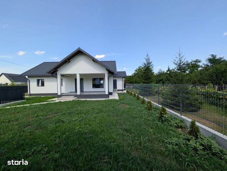 Casă cu 4 camere cu Teren 400 Mp în Hemeiuș