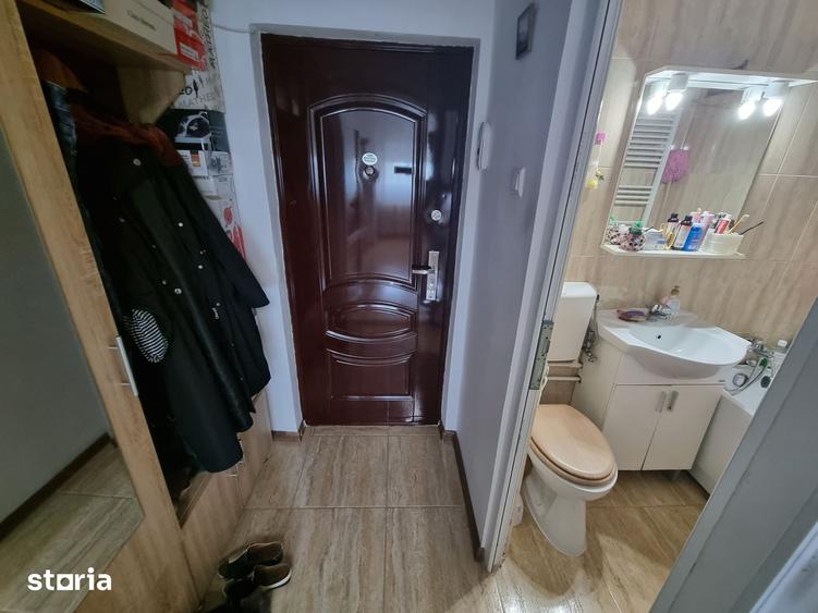 Garsonieră în CET