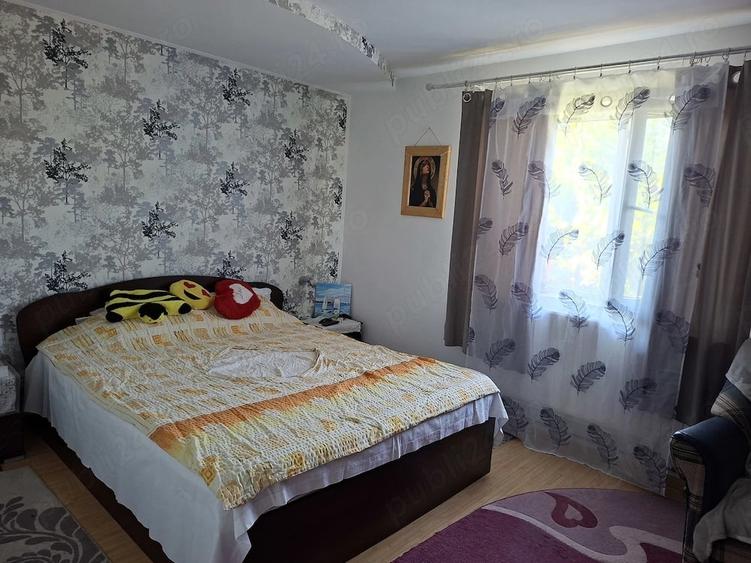 Casă cu 4 camere cu Teren 938 Mp în Exterior Vest