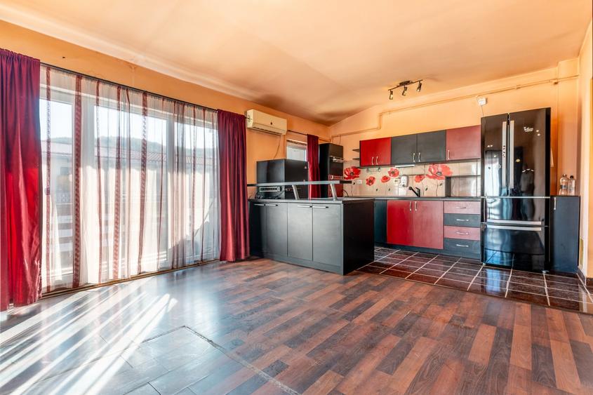 Apartament cu 2 camere semidecomandat, mobilat în Florești