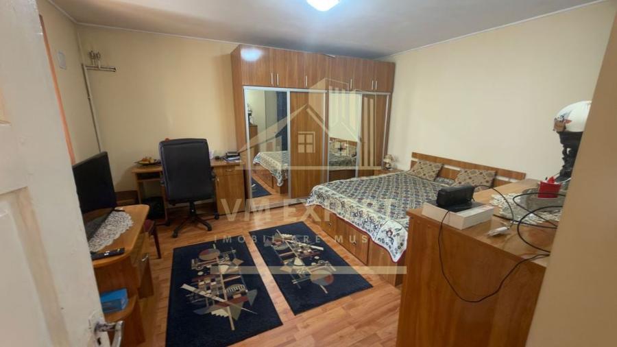 Casă cu 5 camere cu Teren 456 Mp în Ultracentral