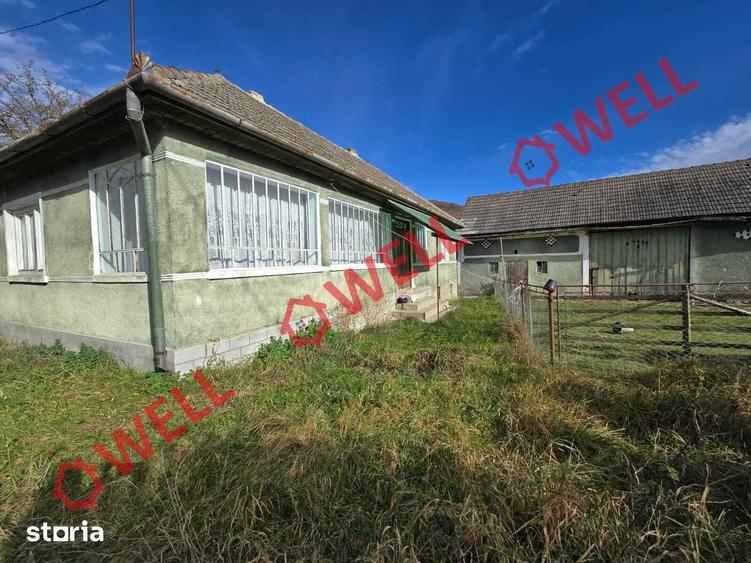 Casă cu 2 camere cu Teren 6823 Mp în Vama Buzăului