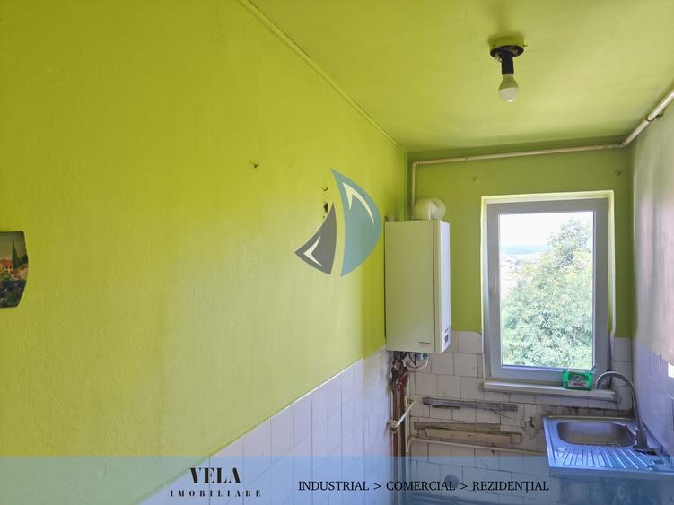 Apartament cu 3 camere în Dâmbu Pietros