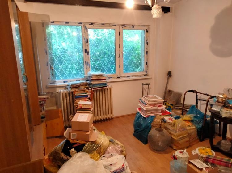 Apartament cu 4 camere decomandat în Pantelimon