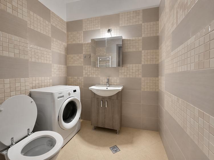 Apartament cu 2 camere semidecomandat în Prelungirea Ghencea