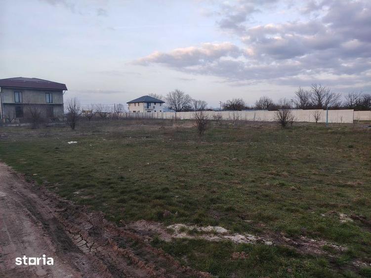 Teren de 600 mp, în Central