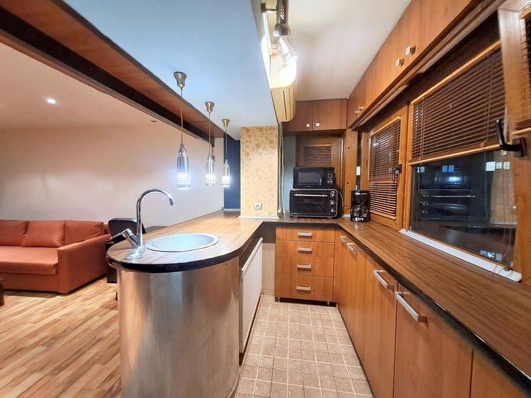 Apartament cu 1 camere, mobilat în P-ța Unirii