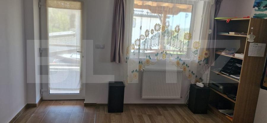 Casă individuală cu 9 camere cu Teren 1000 Mp în Pucioasa