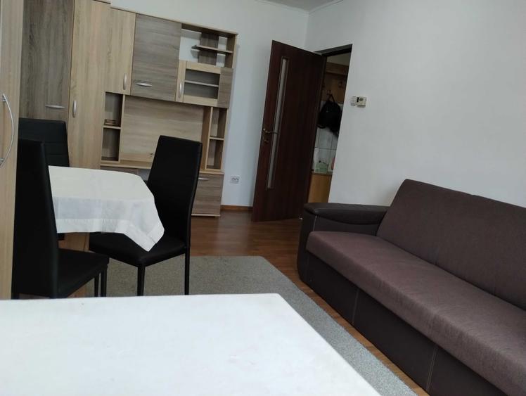 Apartament cu doua camere - 1