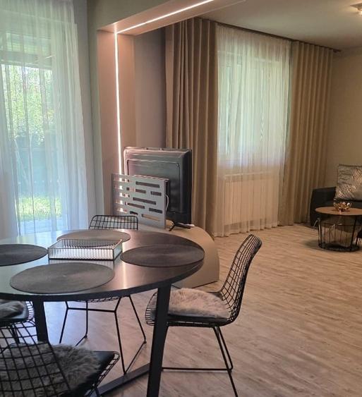 Duplex cu 4 camere cu Teren 160 Mp în Central