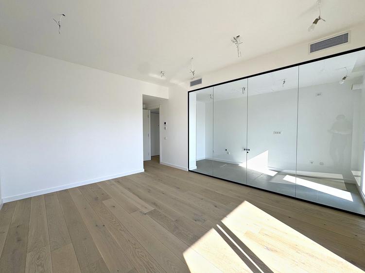 Apartament cu 2 camere decomandat în Barbu Văcărescu