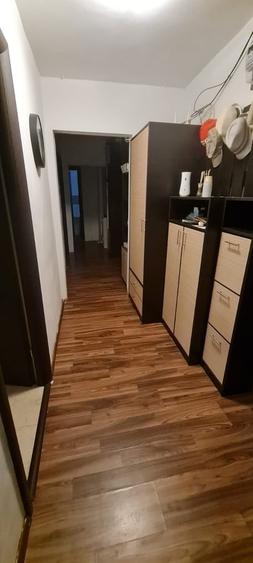Apartament cu 3 camere decomandat în Gorjului