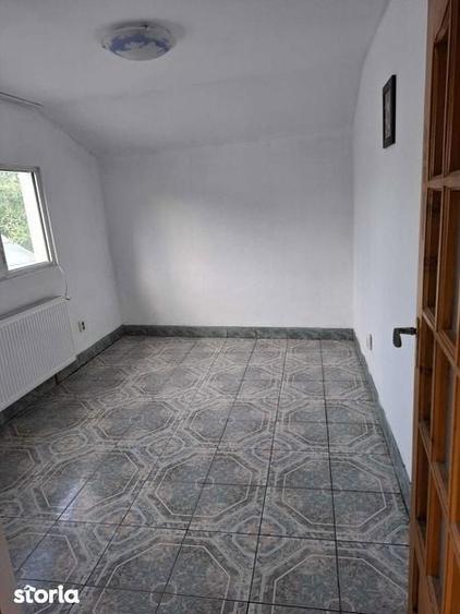 Casă cu 4 camere cu Teren 98 Mp în Dobroești