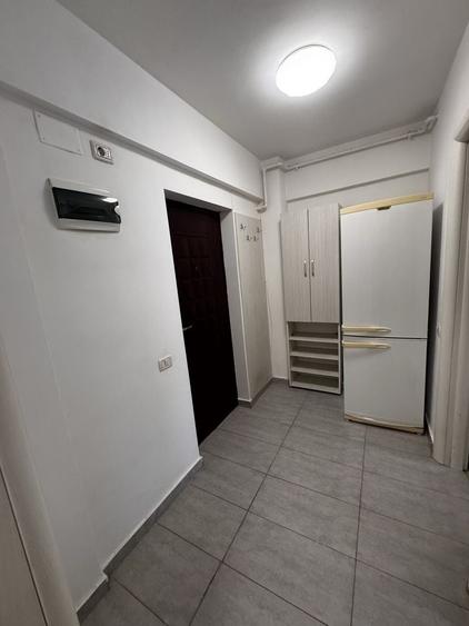 Garsonieră decomandată în Central