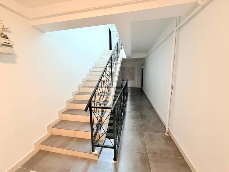 Apartament cu 2 camere decomandat în Cug