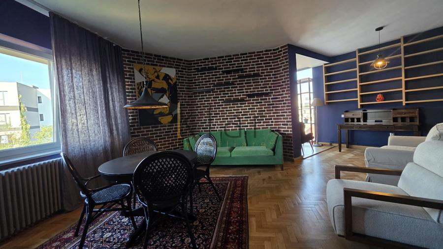 Apartament cu 3 camere decomandat, mobilat în Central