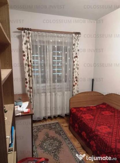 Apartament cu 3 camere decomandat în Răcădău