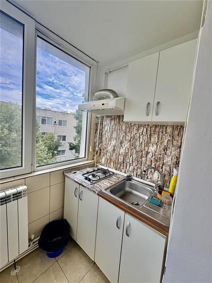 Apartament cu 2 camere decomandat, mobilat în Tomis Nord