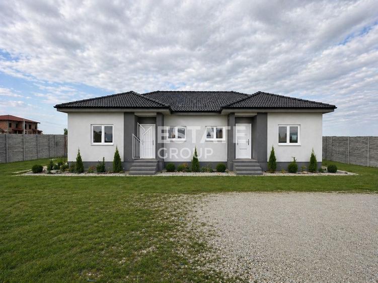 Duplex cu 3 camere cu Canalizare în Moșnița Nouă