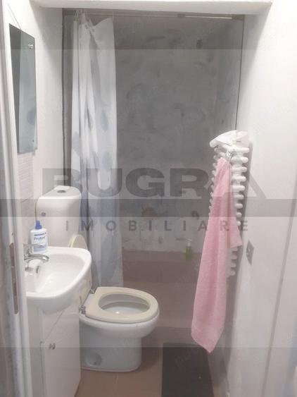 Garsonieră decomandată în Plopilor