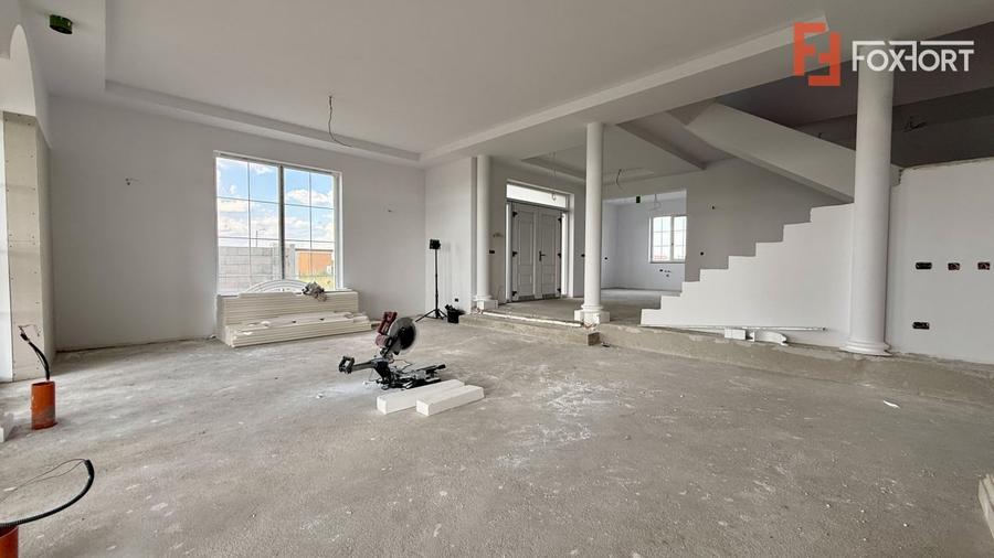 Casa de vanzare 5 camere si teren de 950 mp - Mosnita Noua - 6