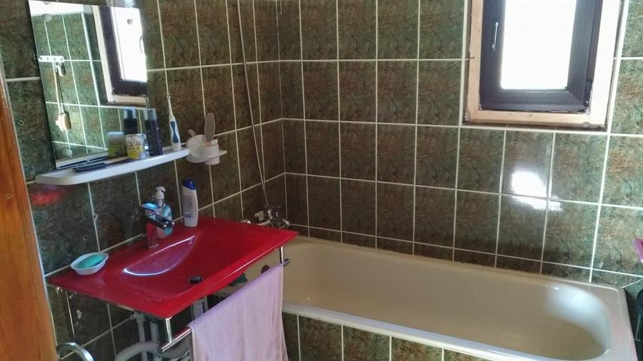 Casă cu 2 camere în Dealu Negru
