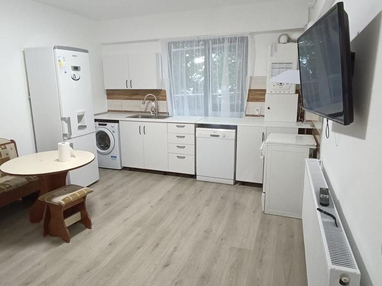Inchiriez apartament 2 camere cladire noua curte privata in spate la Gradina Botanica - 1