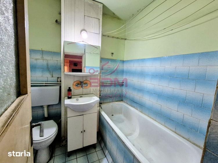 Apartament cu 3 camere decomandat în Micro 1