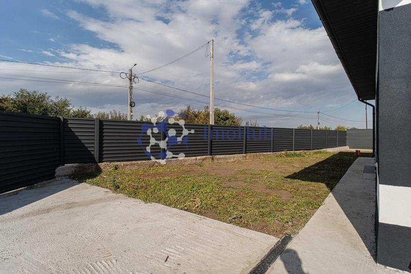 Casă individuală cu 4 camere cu Teren 404 Mp în Horlești