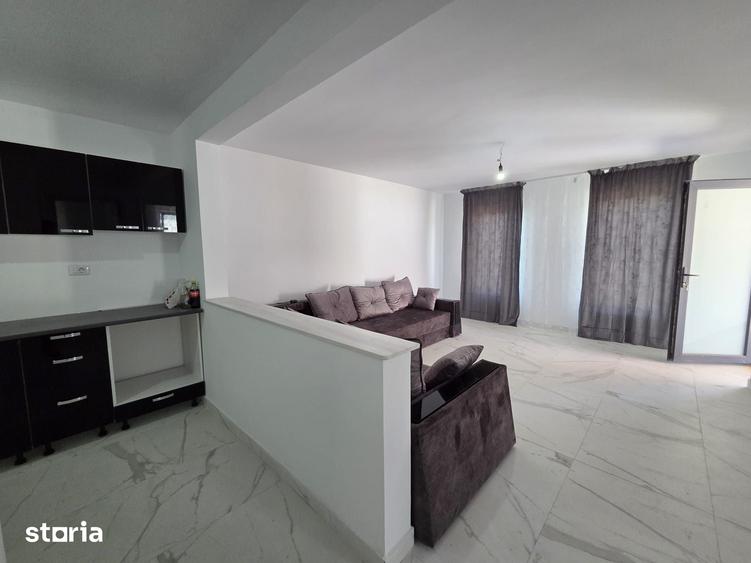 Casă cu 3 camere cu Teren 300 Mp în Clucereasa