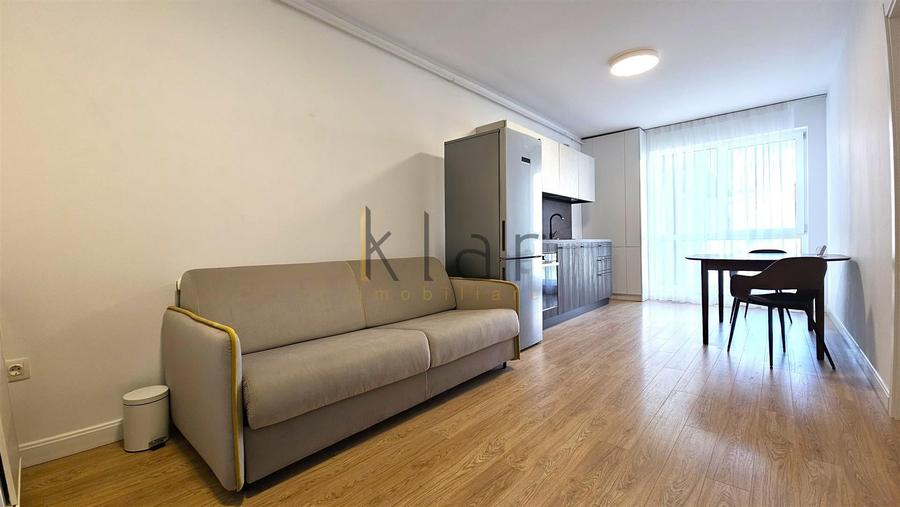 Apartament cu 2 camere semidecomandat, mobilat în Andrei Mureșanu