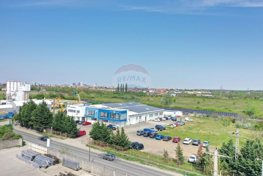 Spațiu industrial, de 1,800 mp, în Buziașului