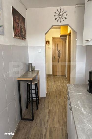 Apartament cu 3 camere în Dâmbu Pietros